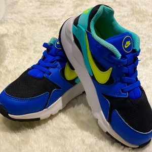 Nike Ld Victory (Gs) Big Kids 11US Toddler